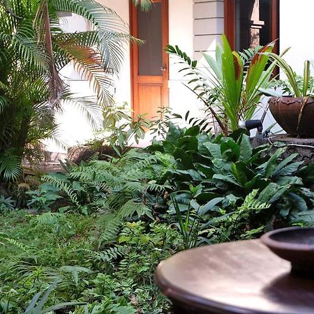 Hotel Winotosastro Garden Yogyakarta Ngoại thất bức ảnh